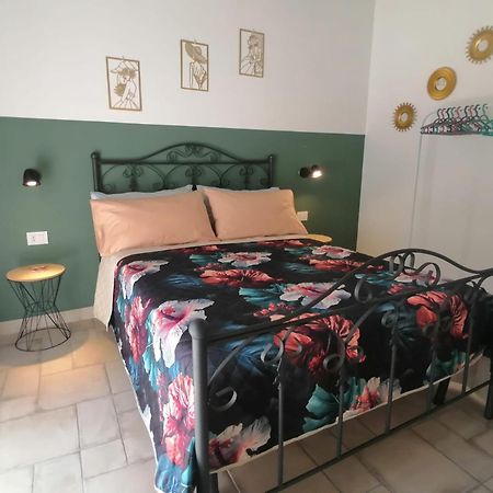 那不勒斯Il Vicoletto Sul Castello公寓 外观 照片