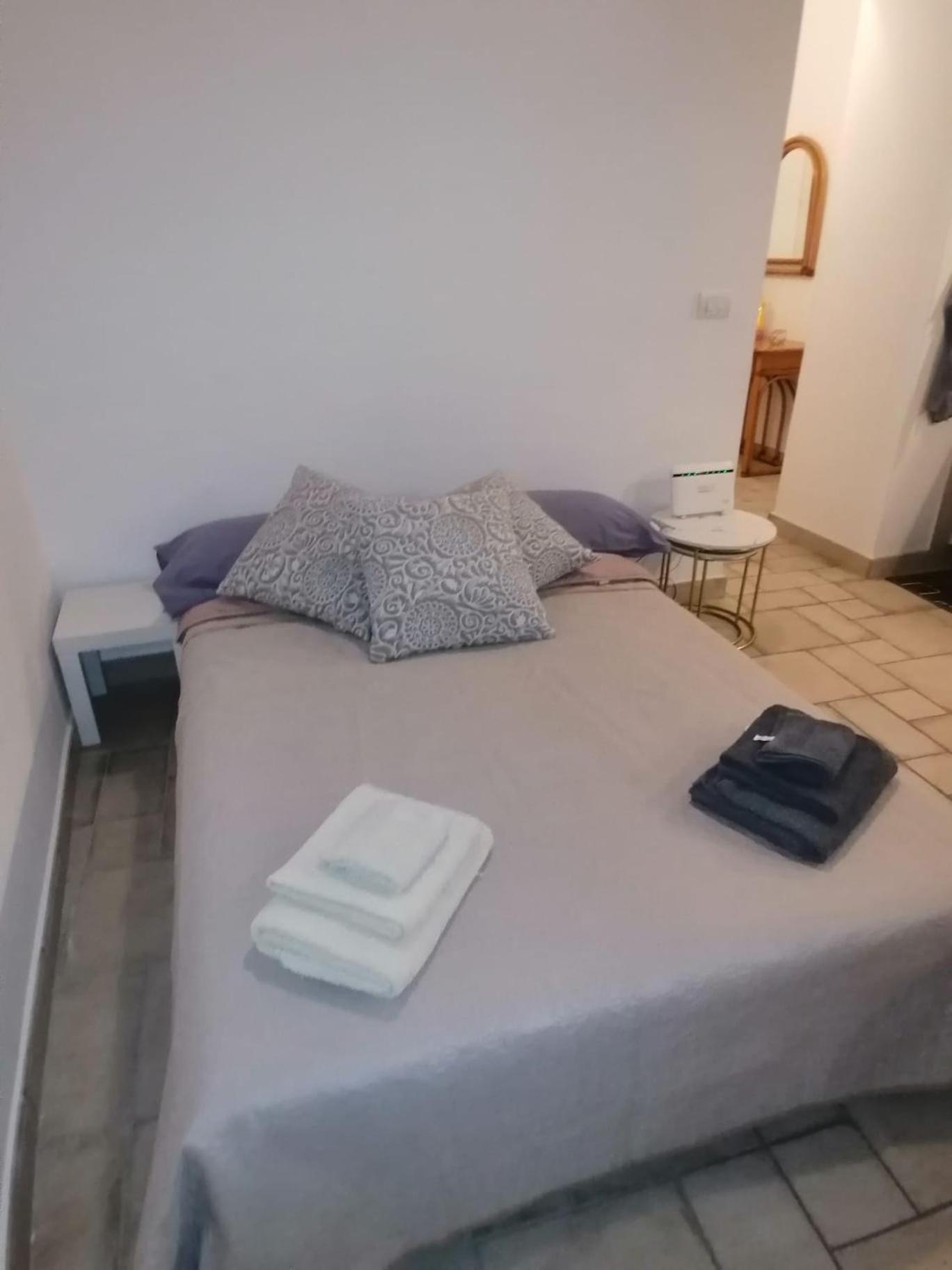 那不勒斯Il Vicoletto Sul Castello公寓 外观 照片